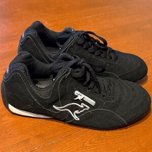 Black Suede KangaROOS Sneakers Womens 9.5